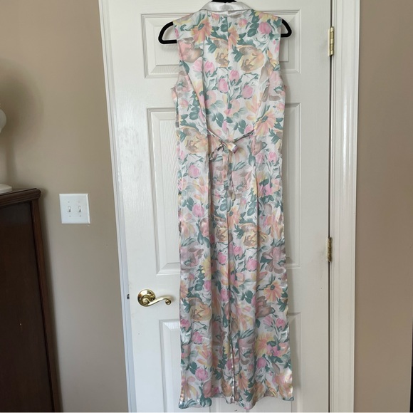 Vintage silky floral double breasted jumpsuit, Five to Nine Vanity Fair, size M - Picture 5 of 5